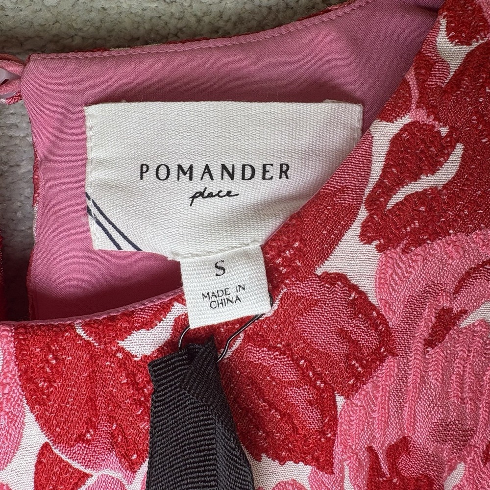 Pomander Place Red and Pink Floral Puff-Sleeve Blouse - Picture 4 of 10